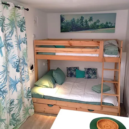 Casa Contenedor T0 Apartman